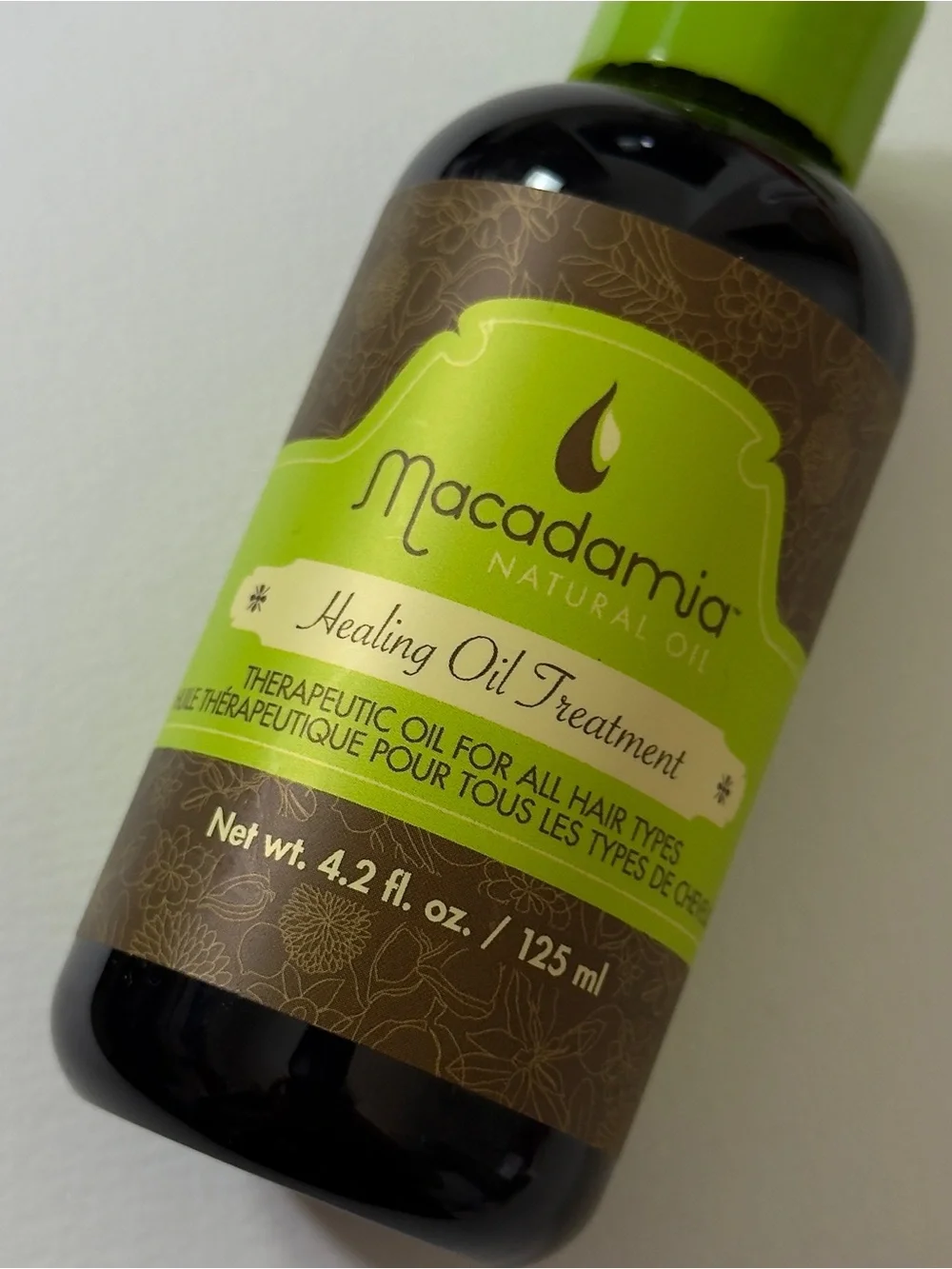 Macadamia Natural Oil Healing Oil Treatment. Net wt. 4.2 fl. oz. / 125 ml. New!